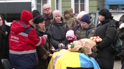 З військовим Андрієм Прокопенком з Харкова попрощалися у Рівному З військовим Андрієм Прокопенком з Харкова попрощалися у Рівному
