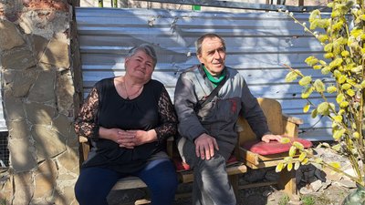 село Старий Караван подружжя Надія та Олександр Середа Лиманська громада Донецька область село Старий Караван подружжя Надія та Олександр Середа Лиманська громада Донецька область