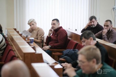 Три фракції закликали голову Чернівецької облради Бойка скласти повноваження Три фракції закликали голову Чернівецької облради Бойка скласти повноваження