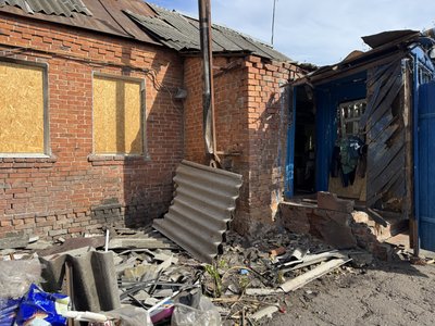 “Били FPV, потім дали викопати картоплю, і полетіли “Молнії”: як живе Софіївка на Сумщині “Били FPV, потім дали викопати картоплю, і полетіли “Молнії”: як живе Софіївка на Сумщині