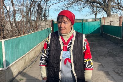 "Це нас Москва так привітала": в селі на Одещині оговтуються після обстрілу армії РФ "Це нас Москва так привітала": в селі на Одещині оговтуються після обстрілу армії РФ