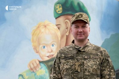 "Тепер моя сцена — кордон": як артист Віталій Баркар з Одещини став прикордонником