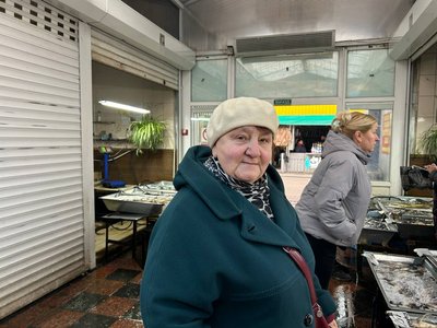 На Житньому ринку в Житомирі зросли ціни на живу рибу На Житньому ринку в Житомирі зросли ціни на живу рибу