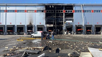 У «Новій пошті» розповіли про наслідки удару БпЛА по терміналу в Одесі У «Новій пошті» розповіли про наслідки удару БпЛА по терміналу в Одесі
