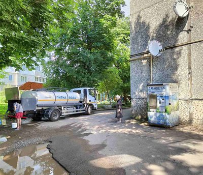У Житомирі без централізованого водопостачання дві багатоповерхівки — на водоканалі пояснили, чому не роблять ремонт У Житомирі без централізованого водопостачання дві багатоповерхівки — на водоканалі пояснили, чому не роблять ремонт
