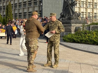 Хвилина мовчання у Черкасах 1 жовтня Хвилина мовчання у Черкасах 1 жовтня