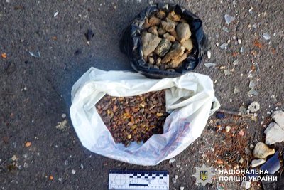 33-річного чоловіка підозрюють у незаконному зберіганні гранат, психотропів та бурштину на Рівненщині 33-річного чоловіка підозрюють у незаконному зберіганні гранат, психотропів та бурштину на Рівненщині