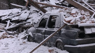 "Люди втратили все, що наживали роками": подробиці атаки дронів на СТО у Новгороді-Сіверському "Люди втратили все, що наживали роками": подробиці атаки дронів на СТО у Новгороді-Сіверському