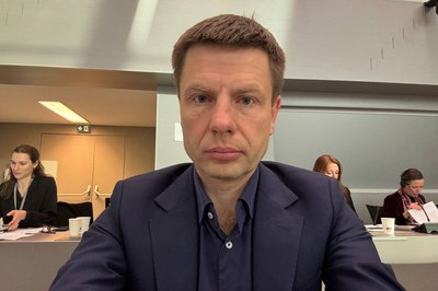 Топ найбагатших нардепів з Одещини: що задекларували Гончаренко, Дмитрук, Леонов та інші у 2024 році Топ найбагатших нардепів з Одещини: що задекларували Гончаренко, Дмитрук, Леонов та інші у 2024 році