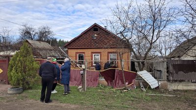"Вибух, далі — як в тумані": очевидці розповіли про атаку РФ ввечері 3 квітня на Черкащині "Вибух, далі — як в тумані": очевидці розповіли про атаку РФ ввечері 3 квітня на Черкащині