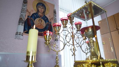 На Вінниччині священник проводить безкоштовні майстер-класи з іконопису На Вінниччині священник проводить безкоштовні майстер-класи з іконопису
