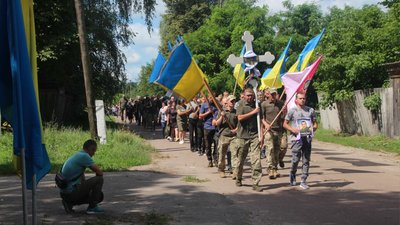 Прощання з військовим ЗСУ Павлом Круком на Чернігівщині 27 червня 2024 року Прощання з військовим ЗСУ Павлом Круком на Чернігівщині 27 червня 2024 року