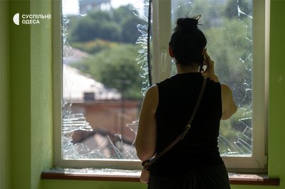 "Перше відчуття — наче це наснилося": розповіді мешканців пошкодженого будинку в Одесі