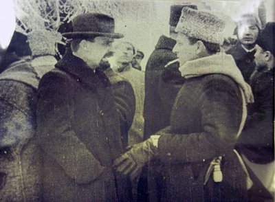 Володимир Винниченко (зліва) та Симон Петлюра (справа) Володимир Винниченко (зліва) та Симон Петлюра (справа)