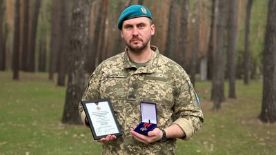Грудень-2025 на Чернігівщині: збиття на смерть дитини у Прилуках, прощання з Іваном Матвєєвим, "народні ялинки" Грудень-2025 на Чернігівщині: збиття на смерть дитини у Прилуках, прощання з Іваном Матвєєвим, "народні ялинки"