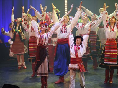 "Різдво разом з Україною". Хореографічний ансамбль з Кропивницького "Світанок" представляв Україну у Фінляндії "Різдво разом з Україною". Хореографічний ансамбль з Кропивницького "Світанок" представляв Україну у Фінляндії