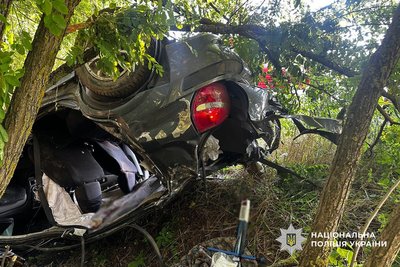 Смертельна ДТП на Черкащині: авто перекинулося на узбіччі