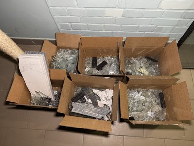 "Почули, що люди кричать": очевидці розповіли про влучання "шахеда" в автостоянку в Сумах "Почули, що люди кричать": очевидці розповіли про влучання "шахеда" в автостоянку в Сумах