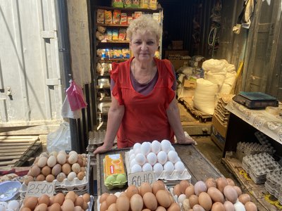 "М'ясо упало в ціні": які продукти на полтавському ринку здорожчали, а які здешевшали "М'ясо упало в ціні": які продукти на полтавському ринку здорожчали, а які здешевшали