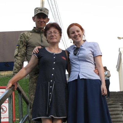 Військовий зі своєю родиною Військовий зі своєю родиною