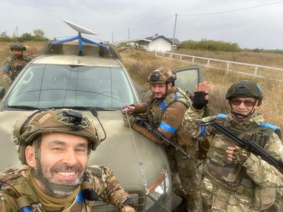 Всеволод Кожемяко на Харківщині з побратимами Всеволод Кожемяко на Харківщині з побратимами