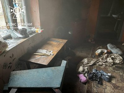 Через аварійну роботу каміна на Одещині одна дитина загинула, друга разом з батьком у лікарні Через аварійну роботу каміна на Одещині одна дитина загинула, друга разом з батьком у лікарні