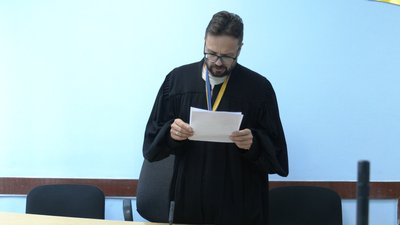 Розумів, що робив: підозрюваному у вбивстві військових у навчальному центрі на Чернігівщині обрали запобіжний захід Розумів, що робив: підозрюваному у вбивстві військових у навчальному центрі на Чернігівщині обрали запобіжний захід