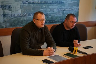 "Земля просідає, хрести хиляться". Чи поновлять будівництво Алеї Слави на кладовищі у Сумах "Земля просідає, хрести хиляться". Чи поновлять будівництво Алеї Слави на кладовищі у Сумах