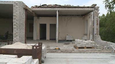 "За місяць збираємо 10 тракторів". У Дніпрі попри ракетну атаку відновило роботу тракторне підприємство "За місяць збираємо 10 тракторів". У Дніпрі попри ракетну атаку відновило роботу тракторне підприємство