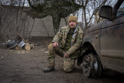 "Працюємо і вранці, і в туман, і в дощ". Історія бійця 128 бригади ТрО, який вивозить поранених з-під обстрілів "Працюємо і вранці, і в туман, і в дощ". Історія бійця 128 бригади ТрО, який вивозить поранених з-під обстрілів