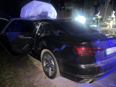 У Рівному поліція розслідує підпал автомобіля У Рівному поліція розслідує підпал автомобіля