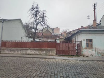 Приміщення, яке здається в оренду через аукціон на вулиці Гетьмана Сагайдачного Петра у Чернівцях Приміщення, яке здається в оренду через аукціон на вулиці Гетьмана Сагайдачного Петра у Чернівцях