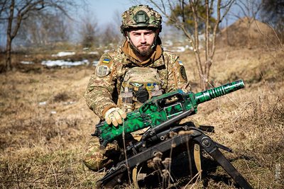 Змінив власну справу на гранатомет: нацгвардієць Волинського підрозділу розповів про фронтові будні Змінив власну справу на гранатомет: нацгвардієць Волинського підрозділу розповів про фронтові будні