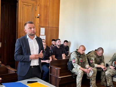Вбивство дитини у Радомишлі: суд продовжив запобіжні заходу обвинуваченим Вбивство дитини у Радомишлі: суд продовжив запобіжні заходу обвинуваченим