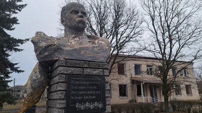пошкоджена будівля село Сергіївка Удачненська громада Покровський район Донецька область 27 січня 2025 рік пошкоджена будівля село Сергіївка Удачненська громада Покровський район Донецька область 27 січня 2025 рік