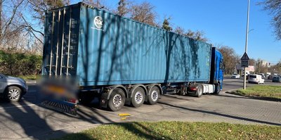 У Львові зіткнулися маршрутка та вантажівка, є травмовані У Львові зіткнулися маршрутка та вантажівка, є травмовані