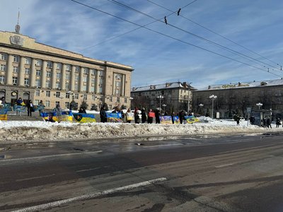 "Не передати словами, як боляче чекати": у Черкасах відбулася акція "Не мовчи — полон вбиває" "Не передати словами, як боляче чекати": у Черкасах відбулася акція "Не мовчи — полон вбиває"