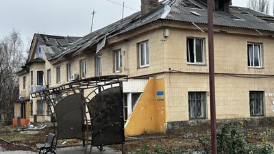 зупинка Мирноград Донецька область 23 грудня 2024 рік зупинка Мирноград Донецька область 23 грудня 2024 рік