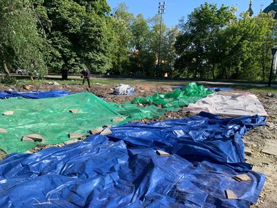 У Києві знесли храм-МАФ УПЦ поблизу Десятинної церкви У Києві знесли храм-МАФ УПЦ поблизу Десятинної церкви