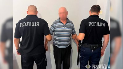 Поліцейські Чернігівщини затримали підозрюваного у вбивстві Поліцейські Чернігівщини затримали підозрюваного у вбивстві