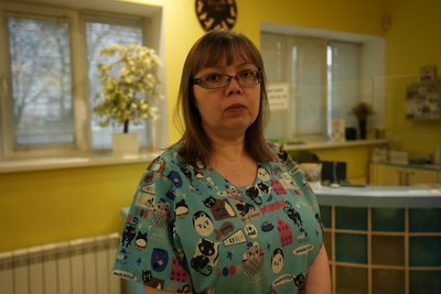 “Вона в нас самостійна пташка”: як папугу Ніку врятували після вибуху ракети у Сумах “Вона в нас самостійна пташка”: як папугу Ніку врятували після вибуху ракети у Сумах