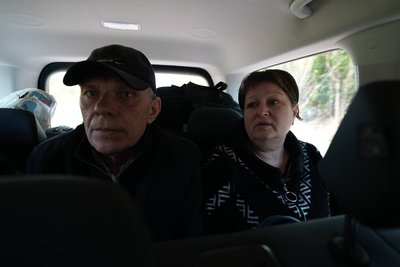 "Терпіли до останнього". Жінку з котом та подружжя евакуювали волонтери гуманітарної місії "Проліска" "Терпіли до останнього". Жінку з котом та подружжя евакуювали волонтери гуманітарної місії "Проліска"