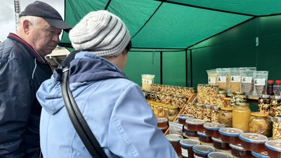 Крафтовий ярмарок, Івано-Франківськ Крафтовий ярмарок, Івано-Франківськ