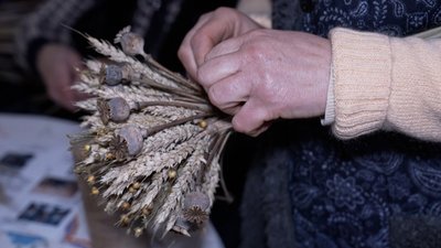 Село дідухів. На Вінниччині громада понад 30 років береже традицію різдвяних оберегів