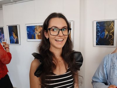 «Неонова світлярка». У Сумах відкрили виставку неонової фотографії «Неонова світлярка». У Сумах відкрили виставку неонової фотографії