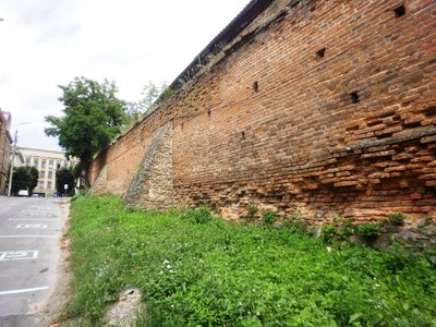 Вінницькі мури Вінницькі мури