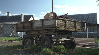 "Хочу дітям прищепити любов до села": історія Алли Кіптель, яка придбала майже 100-річний будинок на хуторі "Хочу дітям прищепити любов до села": історія Алли Кіптель, яка придбала майже 100-річний будинок на хуторі