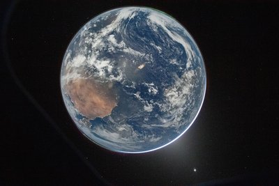 NASA показує знімки зроблені під час історичної місії на Місяць NASA показує знімки зроблені під час історичної місії на Місяць