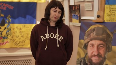 Чернігівському музею передали частину списа часів Київської доби, який знайшов на фронті військовий Олександр Урванцев Чернігівському музею передали частину списа часів Київської доби, який знайшов на фронті військовий Олександр Урванцев