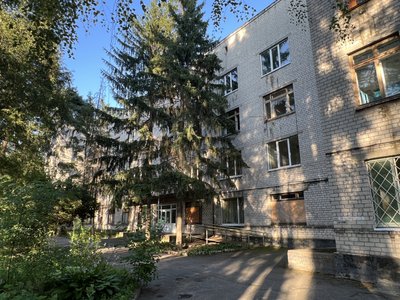 Колишній тубдиспансер під Кременчуком можуть переобладнати під інтернат: що відомо Колишній тубдиспансер під Кременчуком можуть переобладнати під інтернат: що відомо